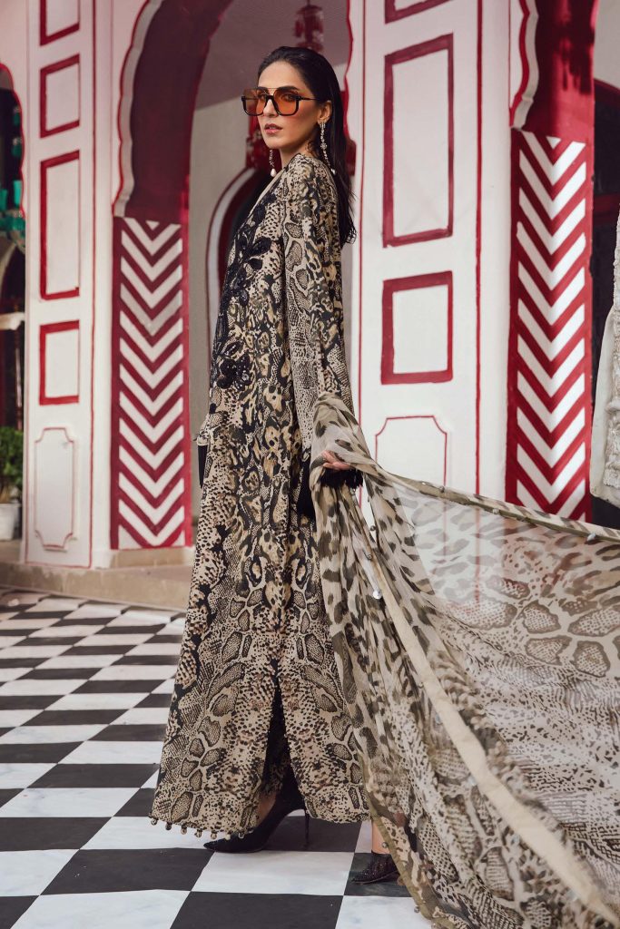 Maria B M Prints 3-Piece Shemoz Silk Printed Suit - alternate view