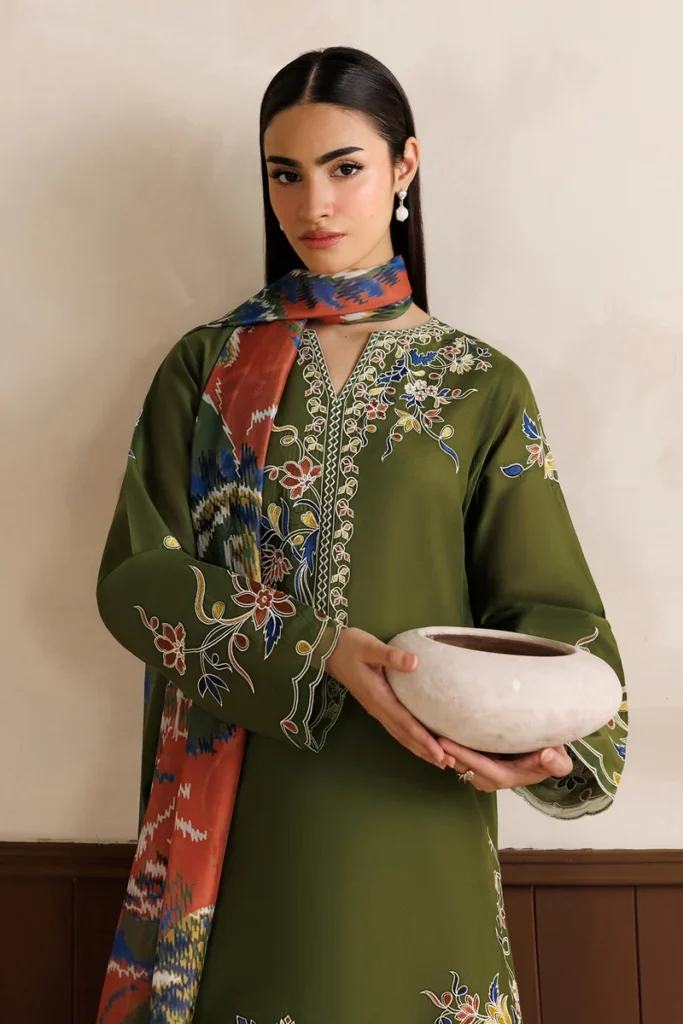 Baroque 3-Piece Dhanak Embroidered Suit with Printed Shawl – Code 3200 - alternate view