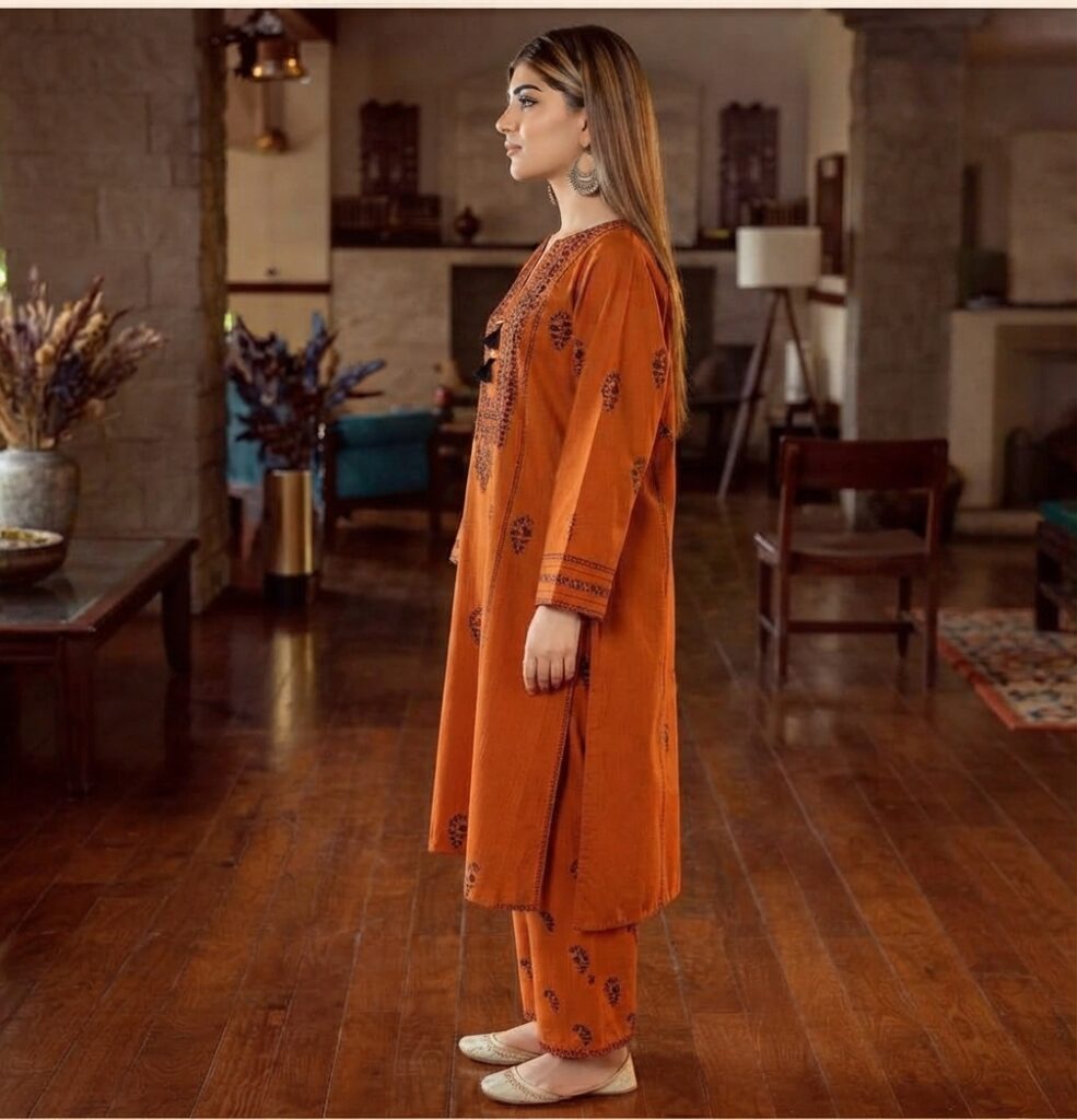 Urge 2-Piece Dhanak Embroidered Suit – Code 121309 - alternate view