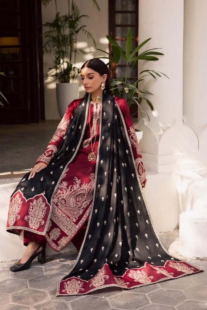 Marjan 3-Piece Dhanak Embroidered Suit – Code 1283 - alternate view