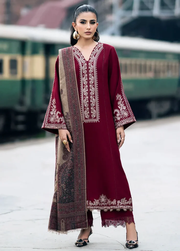 musafir by izel embroidered wool suits unstitched 3 piece izl24mf haasil winter collection 1 (1)