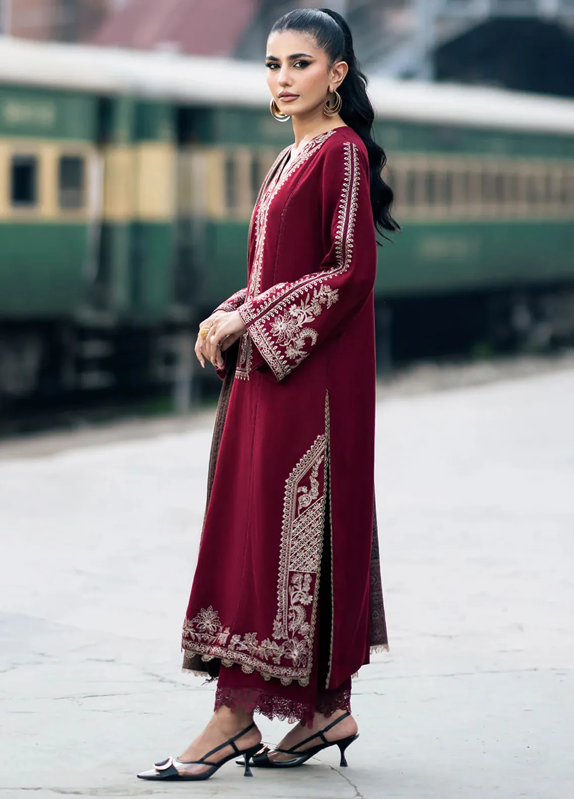musafir by izel embroidered wool suits unstitched 3 piece izl24mf haasil winter collection 3 (1) musafir by izel embroidered wool suits unstitched 3 piece izl24mf haasil winter collection 3 (1)